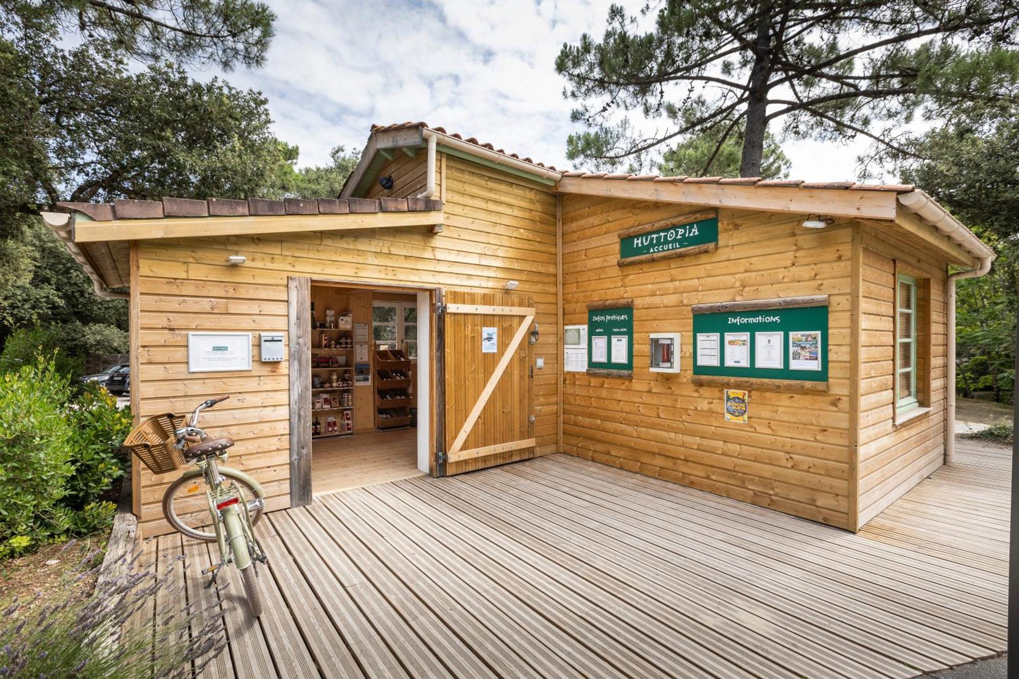 Huttopia Oléron Les Chênes Verts Dolus-d'Oléron Extérieur photo